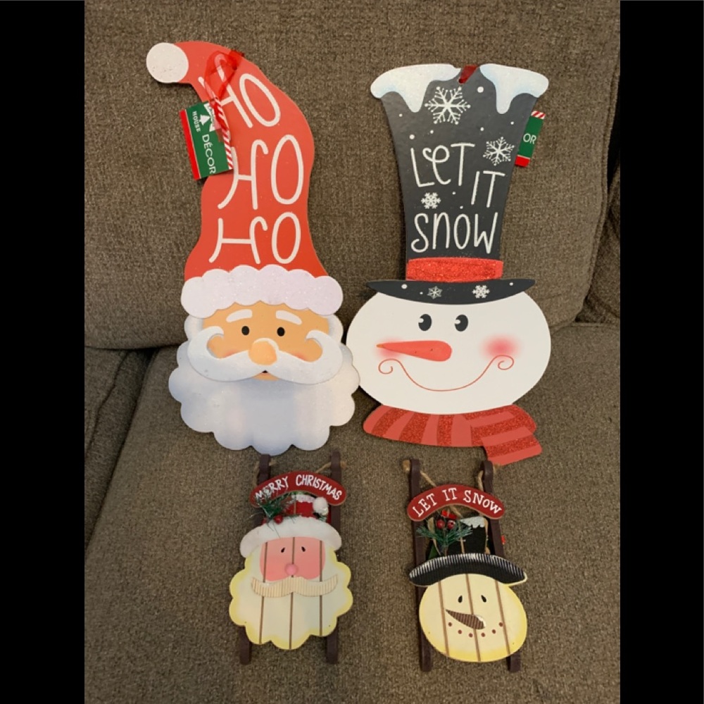 Christmas ornaments & signs